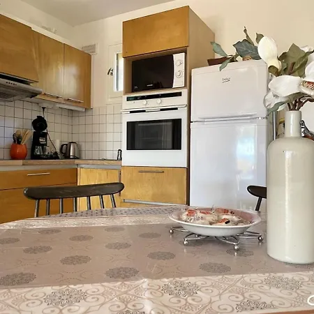 Daire Plain-pied 4 Pers - Piscine - Parking *
